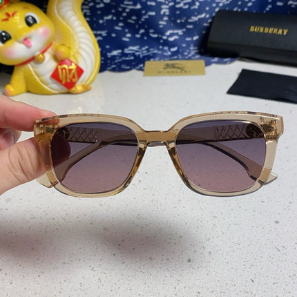 BURBERRY 26S SQUARE FRAME IN ACETATE 426335