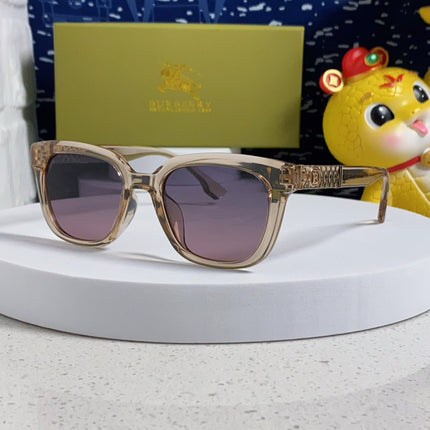 BURBERRY 26S SQUARE FRAME IN ACETATE 426335
