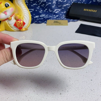 BURBERRY 26S SQUARE FRAME IN ACETATE 426336