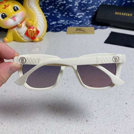 BURBERRY 26S SQUARE FRAME IN ACETATE 426336