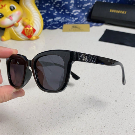BURBERRY 26S SQUARE FRAME IN ACETATE 426337