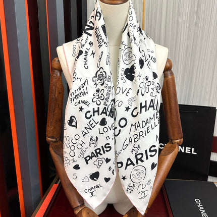 CHANEL 26S SCARF 90 IN SILK 311895