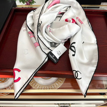 CHANEL 26S SCARF 90 IN SILK 309279