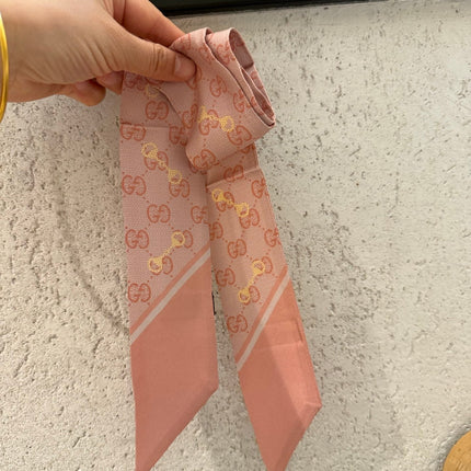 GUCCI 26S SCARF 90 IN SILK 552498