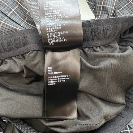 BALENCIAGA 26S SPORT SHORTS 104