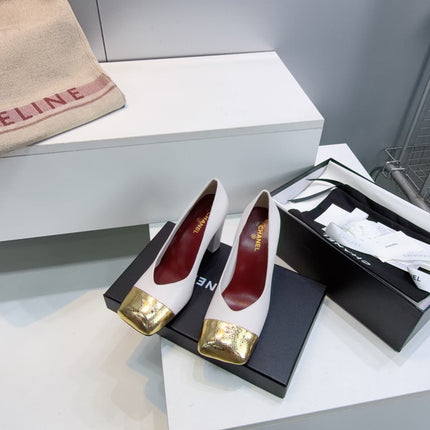 CHANEL 26S SQUARE-TOE HIGH HEELS 95 MM IN WHITE LAMBSKIN WITH GOLD CAP TOE