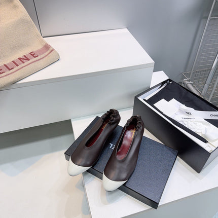 CHANEL 26S COLOR-BLOCK HIGH HEELS 45 MM IN DARK BROWN LAMBSKIN