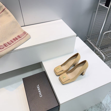 CHANEL 26S SQUARE-TOE HIGH HEELS 95 MM IN BEIGE LAMBSKIN