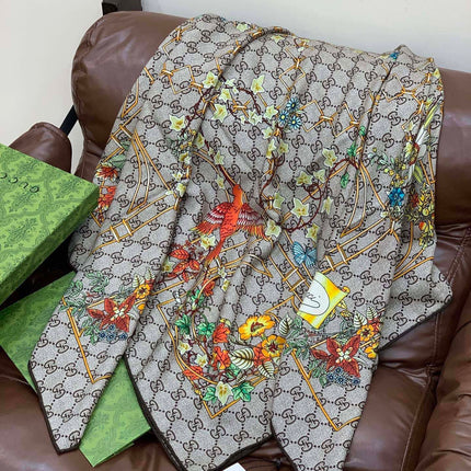GUCCI 26S SCARF 140 IN CASHMERE AND SILK 250178
