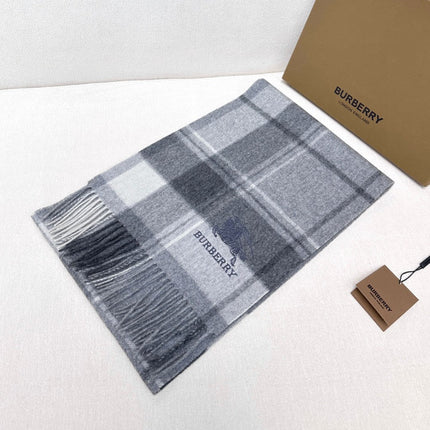 BURBERRY 26S SCARF 180CM IN CASHMERE 176163