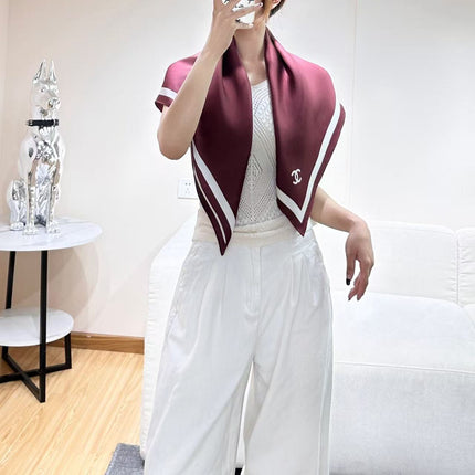 CHANEL 26S SCARF 90 IN SILK 303208