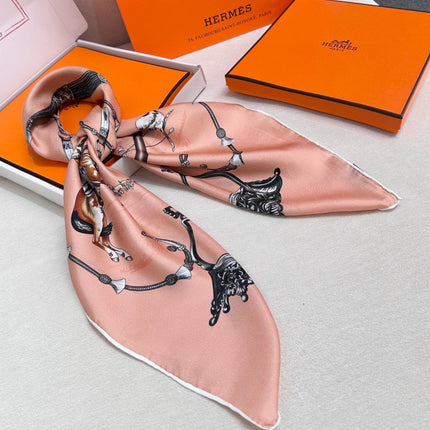 HERMES 26S SCARF 90 IN SILK AND CASHMERE 492390