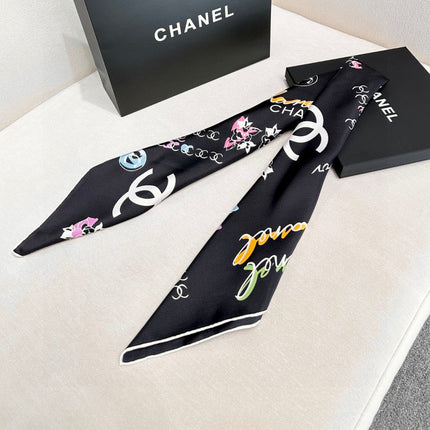 CHANEL 26S SCARF 90 IN SILK 500134