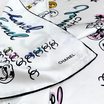 CHANEL 26S SCARF 90 IN SILK 500135