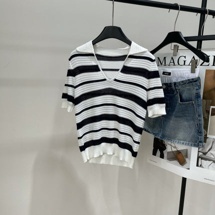 MO&CO. SHORT-SLEEVE KNIT TOP IN WHITE WITH BLACK STRIPES 267958