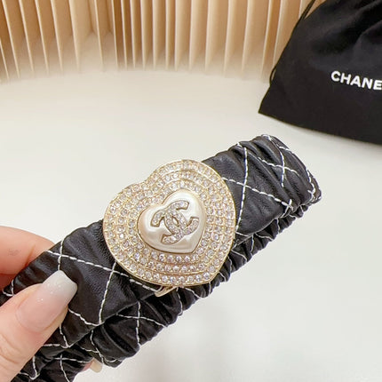 CC ELASTIC 30 MM BELT HEART BUCKLE IN BLACK EMBROIDERED CALFSKIN GOLD HARDWARE ATTACH RHINSTONES