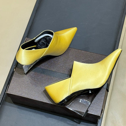 ALAIA 26S TRANSPARENT HIGH HEELS IN YELLOW SATIN