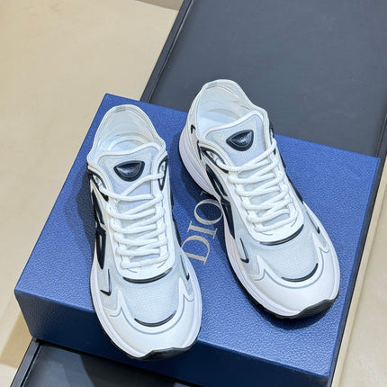 DIOR 26S B30 COUNTDOWN TECH SNEAKER IN WHITE TECHNICAL FABRIC AND SUEDE
