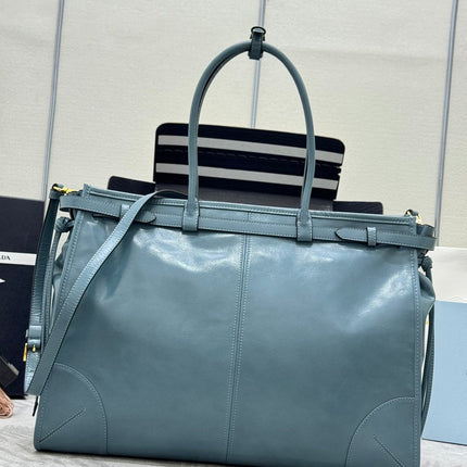 PRADA 25S LUX SOFT BAG 42 IN BLUE GLOSSY CALFSKIN GOLD HARDWARE