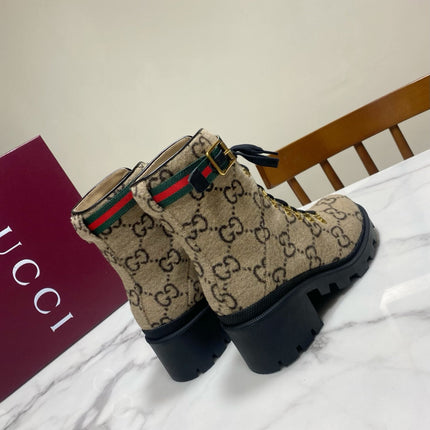 GUCCI 26S PLATFORM ANKLE BOOTS 70 MM IN BEIGE WOOL