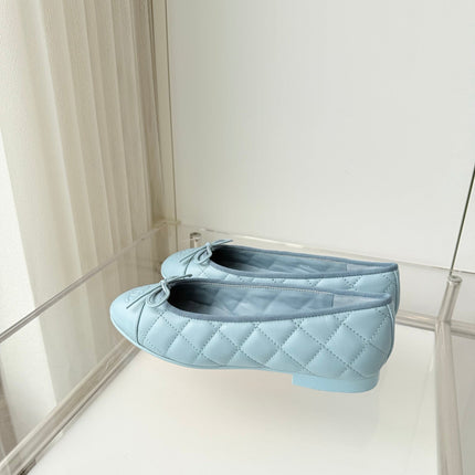 CHANEL 26S BALLET FLATS IN LIGHT BLUE QUILTED CALFSKIN WITH BOW