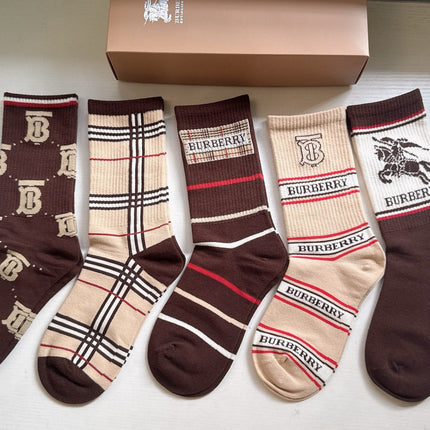BURBERRY 26S CREW SOCKS 897551 (1 BOX)