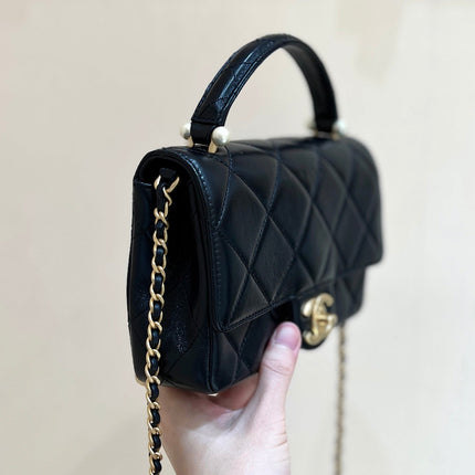 CC MINI TOP HANDLE FLAP BAG 20 IN BLACK CALFSKIN
