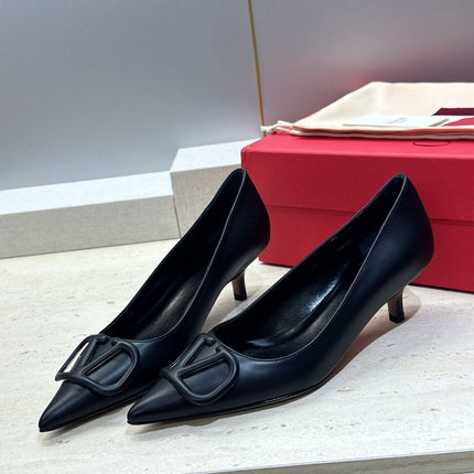 VALENTINO 26S HIGH HEELS 40 MM IN BLACK CALFSKIN