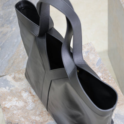 TOTE BAG 50 IN BLACK CALFSKIN